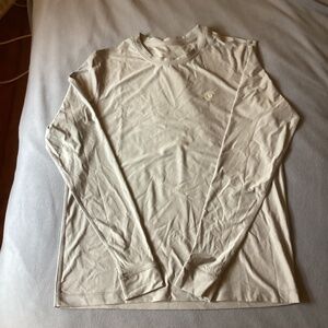 Vuori long sleeve tee